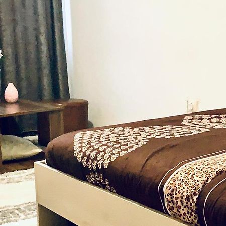 Home Residence อัลบายูเลีย ภายนอก รูปภาพ